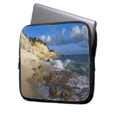 Caribbean, St. Martin, Cliffs am Strand von Cupeco Laptopschutzhülle (Vorderseite Links)