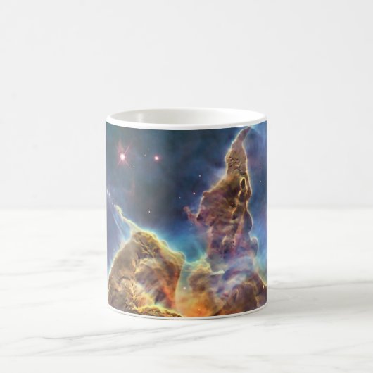 Carina-Nebelfleck durch das Hubble Kaffeetasse (Mittel)