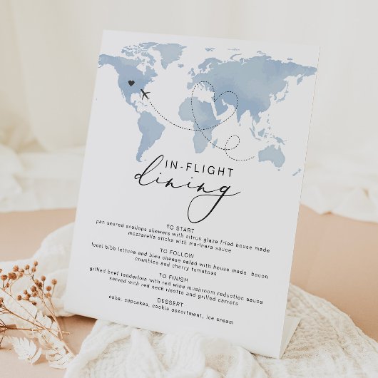 CARMEN Blue Travel im Menü "Flight Dining" Sockelschild