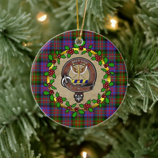 Carnegie Clan Abzeichen & Tartan Personalisierte W Keramik Ornament (Baum)