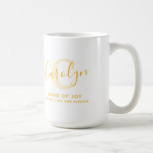 Carolyn-Name bedeutet monogramm-C-gelber Text Kaffeetasse
