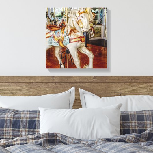 Carousel Horse Canvas Print Leinwanddruck (Insitu (Schlafzimmer))