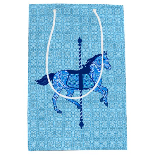 Carousel Horse - Cobalt und Sky Blue Mittlere Geschenktüte (Vorderseite)