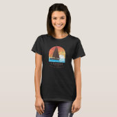Carova Beach NC Vacationing Sailboating Sunrise T-Shirt (Vorne ganz)