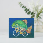 Carp Riding A Bicycle Postkarte (Stehend Vorderseite)