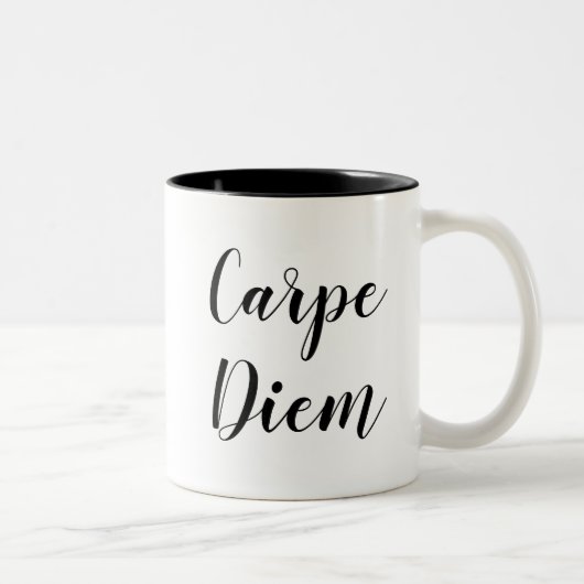 Carpe Diem | Inspirierend Slogan Quote Tasse (Rechts)