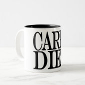Carpe Diem lateinische Zitat-Tasse Zweifarbige Tasse (Vorderseite Links)