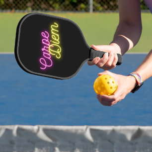 Carpe Diem Neon Word Art Pickleball Schläger
