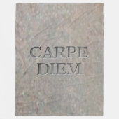Carpe Diem Stone Fleece Decke (Vorderseite)