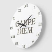 Carpe Diem weiße Wanduhr römische Zahlen (Winkel)