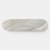 Carrara-Marmor-Textur mit goldenen Adern Skateboard (Horizontal)