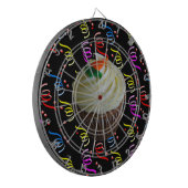 Carrot Cake Cupcake mit Confetti Dartscheibe (Vorderseite Links)