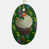 Carrot Cake Cupcake mit Confetti Keramik Ornament (Links)