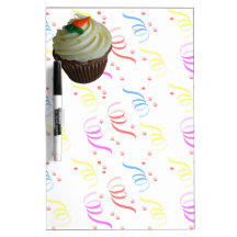 Carrot Cake Cupcake mit Confetti