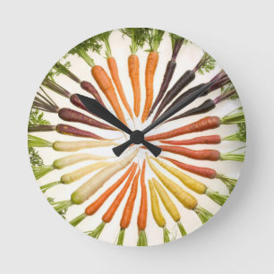 Carrot Color Wheel Runde Wanduhr