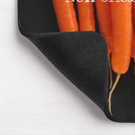 Carrots Frisch aus dem Garten Mousepad (Ecke)
