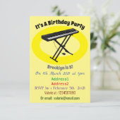 Cartoon-Abbildung mit Tastatur Einladung (Stehend Vorderseite)