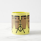 Cartoon-Abbildung von Bongo-Trommel Zweifarbige Tasse (Mittel)