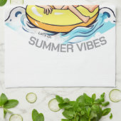 Cartoon am Strand auf aufblasbarem Ring Geschirrtuch (Gefaltet)