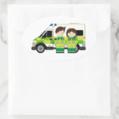 Cartoon Ambulance und EMTs Ovaler Aufkleber (Tasche)