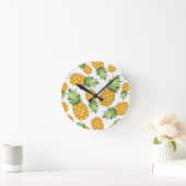 Cartoon-Ananas-Muster Runde Wanduhr (Zuhause)