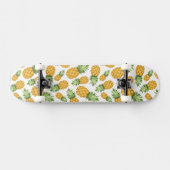 Cartoon-Ananas-Muster Skateboard (Horizontal)