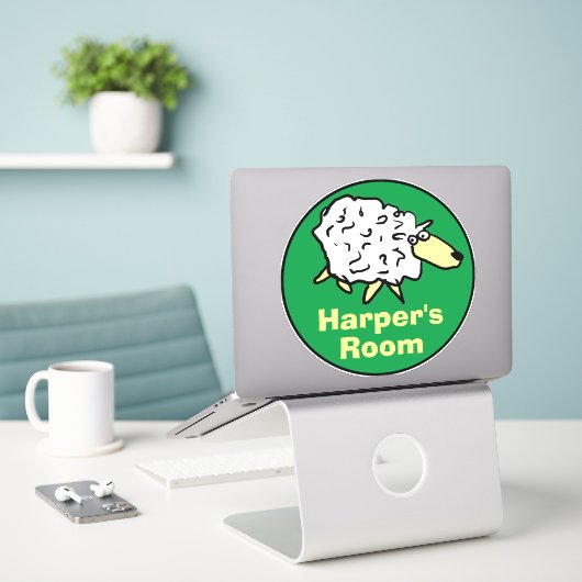 Cartoon auf der Kinderschlafzimmertür Aufkleber (Laptop auf Schreibtisch)