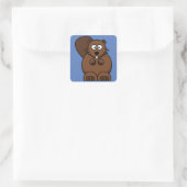 Cartoon Beaver mit blauem Hintergrund Quadratischer Aufkleber (Tasche)
