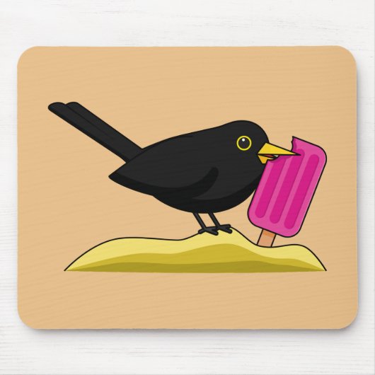 Cartoon Blackbird isst eine Eiscreme Mousepad (Vorne)