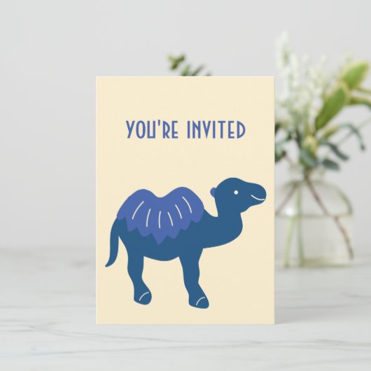 Cartoon Camel Blue Bactrian 2 Humps Custom Einladung (Stehend Vorderseite)