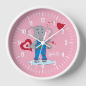 Cartoon Elephant und Herz Girl Pink Wall Clock Uhr (Vorderseite)