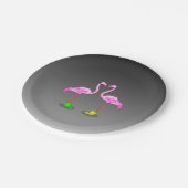Cartoon Flamingos mit farbenfrohen Winterbooten Pappteller (Schrägansicht)