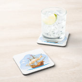 Cartoon Galleon Sailing on Blue Water Getränkeuntersetzer (Rechte Seite)