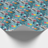 Cartoon Germs Celebrating a Birthday Geschenkpapier (Ecke)