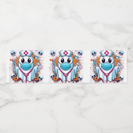 Cartoon Ghost Nurse mit Syringes: Vibrant Hallowe Wasserflaschenetikett (Einzelnes Label)