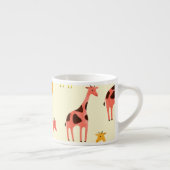 Cartoon Giraffe: Farbiges Vintages Muster. Espressotasse (Rechts)