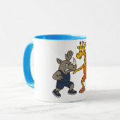 Cartoon giraffe & rhino playing basketball tasse (Vorderseite Links)