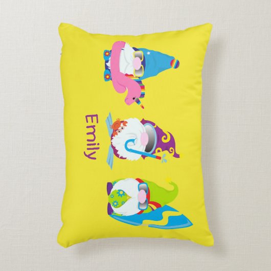 Cartoon Gnomes on Beach Vacation Custom Dekokissen (Vorderseite(Vertikal))