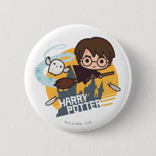 Cartoon Harry und Hedwig Flying Past Hogwarts Button