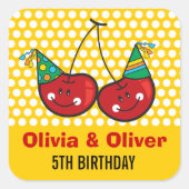 Cartoon Kirschen mit Party Hasen Geburtstag Quadratischer Aufkleber (Vorderseite)