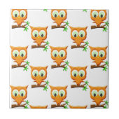 Cartoon Kleine Owl auf Zweigmuster Fliese (Vorderseite)