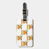 Cartoon Kleine Owl auf Zweigmuster Gepäckanhänger (Vorderseite vertikal)