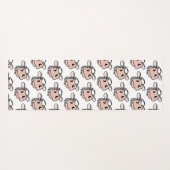 Cartoon Kuh Schwarz-weiß rosa Kuss graues Nutztier Yogamatte (Rückseite (Horizontal))