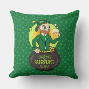 Cartoon leprechaun in einem Topf mit einem Pint Kissen