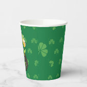 Cartoon leprechaun in einem Topf mit einem Pint Pappbecher (Links)
