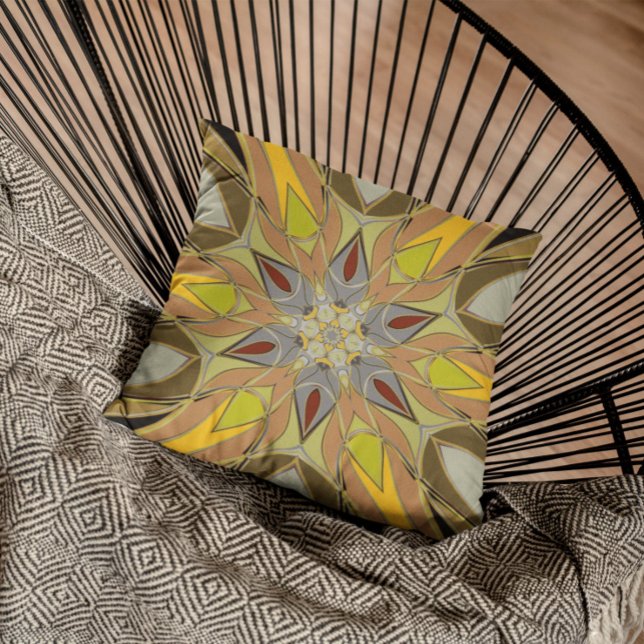 Cartoon Mandala Blume Gelb Grau und Rot Kissen (Von Creator hochgeladen)