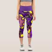 Cartoon Mandala Blume Gelb und Lila Capri Leggings (Vorderseite)