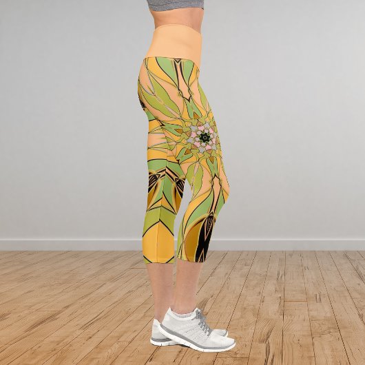 Cartoon Mandala Blume Gelb und Orange Capri Leggings
