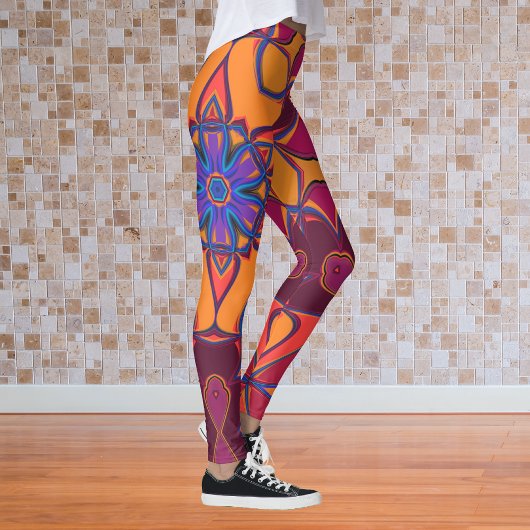 Cartoon Mandala Blume Orange Lila und blau Leggings