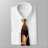 Cartoon Maus in Liebe mit einem Stück Käse auf ein Krawatte (Gebunden)